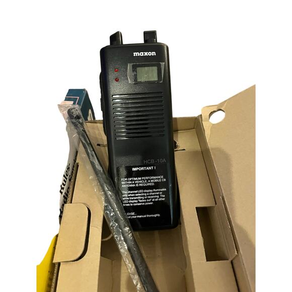 Maxon HCB-10A Handheld 40 Channel CB Radio - UNTESTED W/Box - Picture 3 of 3
